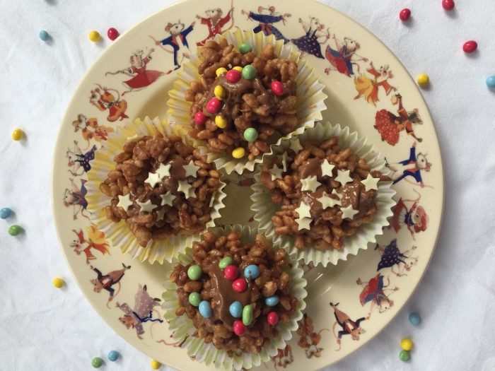 Digital Days Out Friday 17th April: Kids Chocolate Rice Krispy Cakes ...